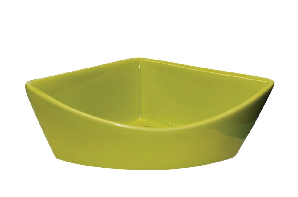 This sturdy dish provides a stable and hygienic place for food or water, helping keep your reptile’s enclosure clean and organized.